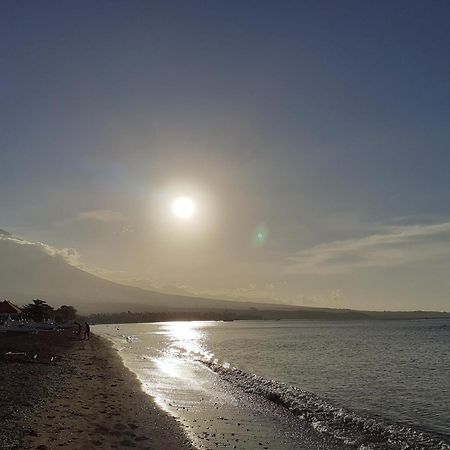 Bulih Beach Bungalows Amed Exteriör bild